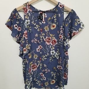 SOLD Amy Byer | Cold Shoulder Top